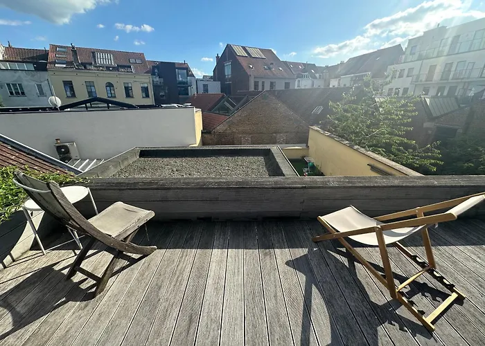 Down Town Penthouse With Private Parking