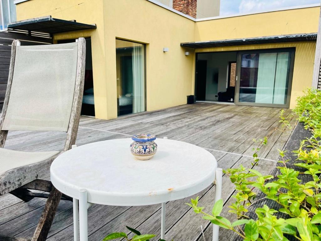 Down Town Penthouse With Private Parking Apartamento Bruxelas